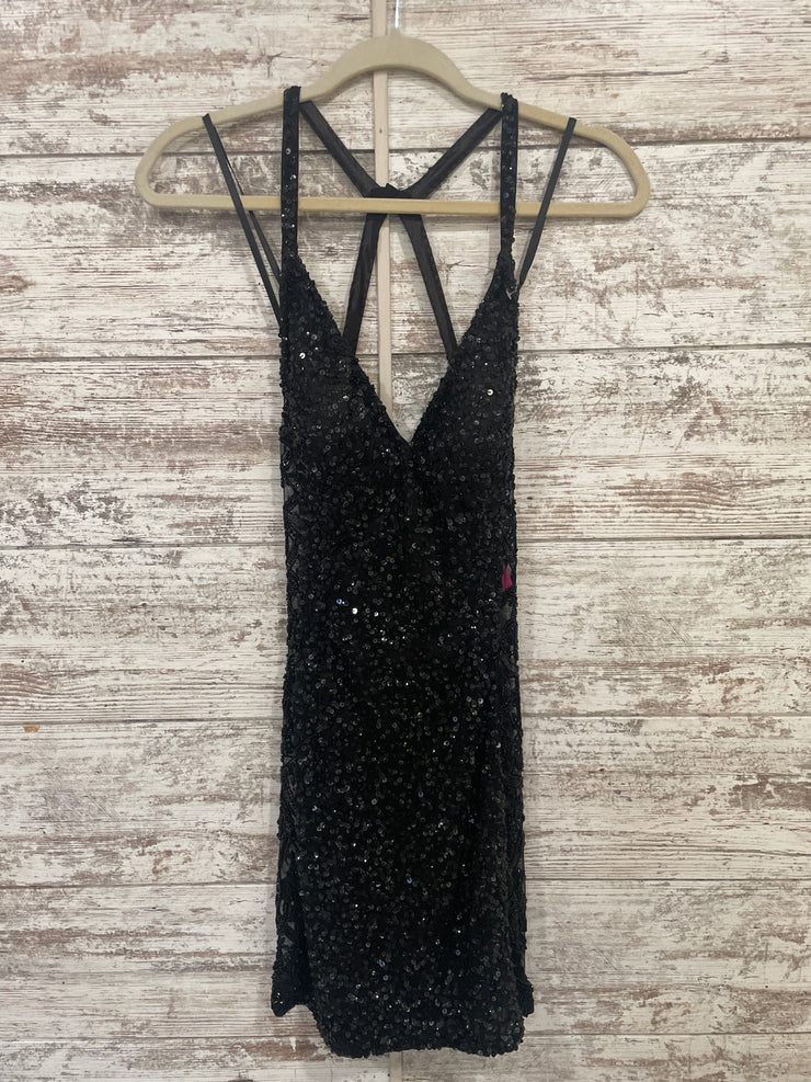 BLACK SEQUIN SHORT DRESS (NEW)