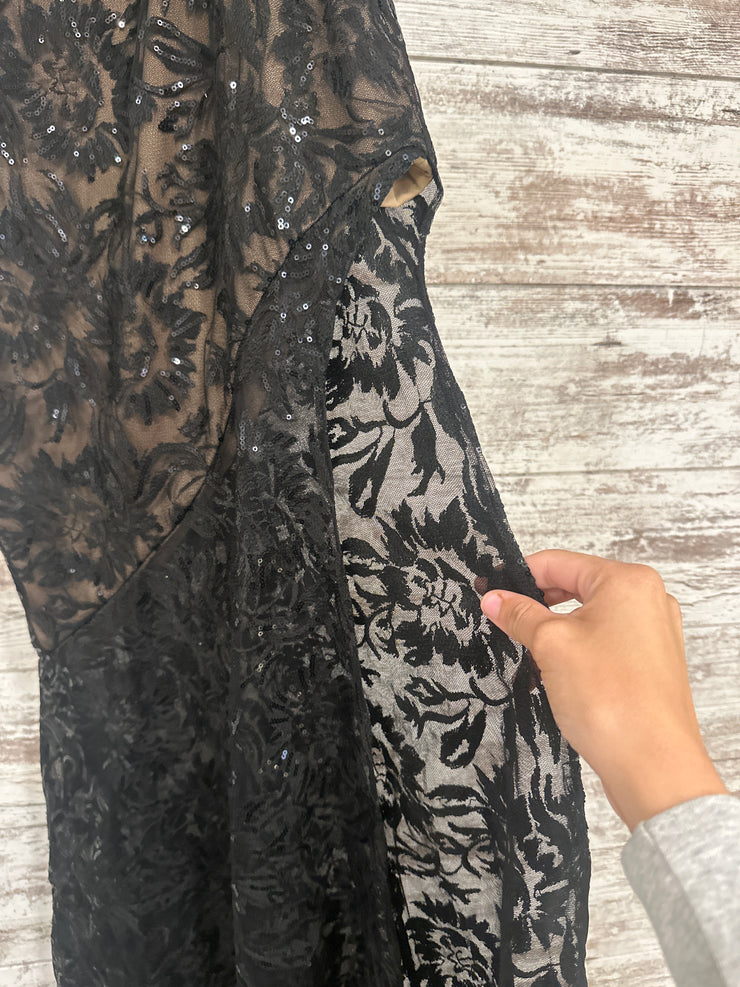 BLACK/FLORAL LONG DRESS $600