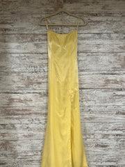 YELLOW MERMAID GOWN (NEW)