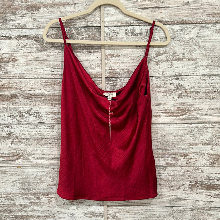 RED SLEEVELESS TOP (NEW)