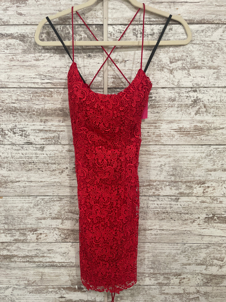 RED LACE SHORT DRESS (NEW)