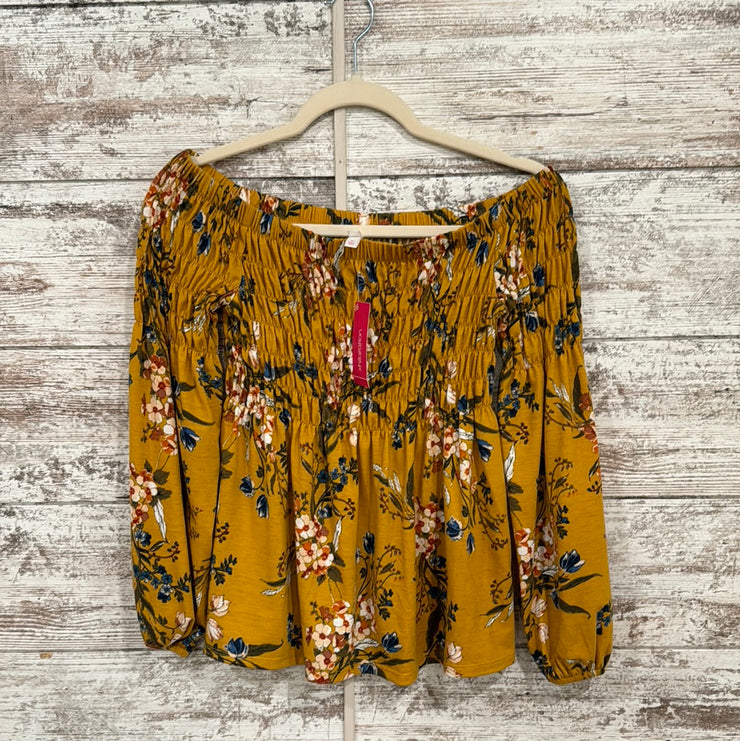 YELLOW/FLORAL TOP (NEW) $20