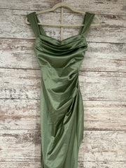 GREEN LONG EVENING GOWN (NEW)