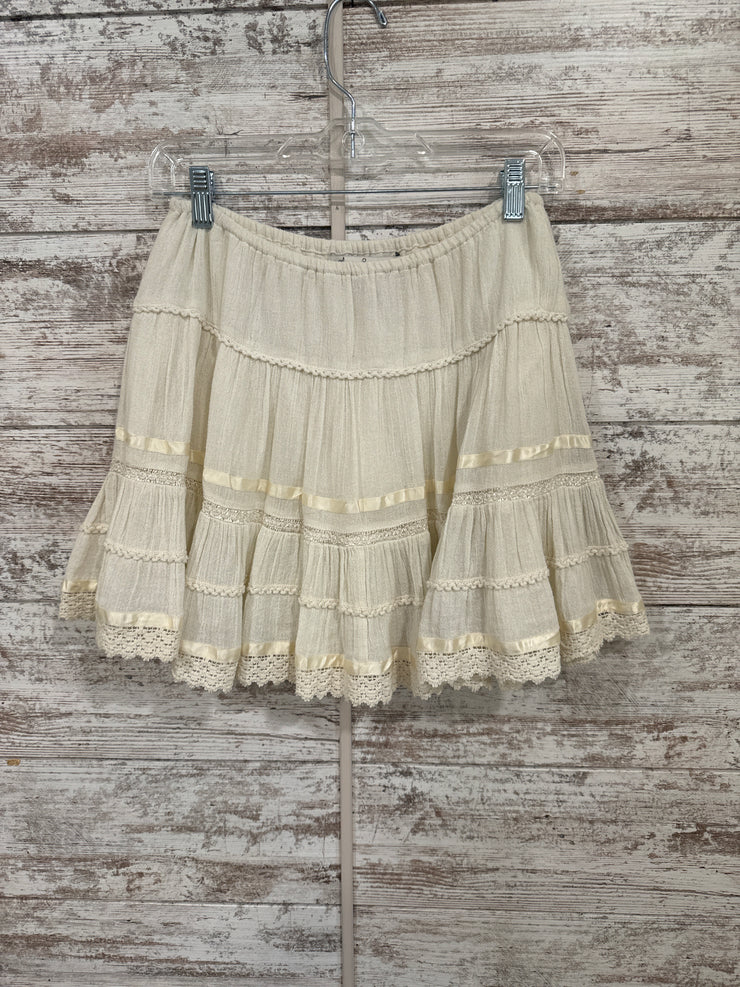 IVORY RUFFLED SHORT SKIRT