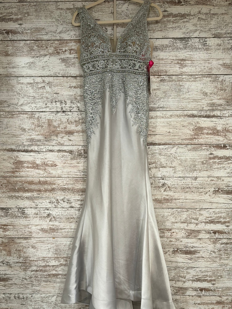 SILVER MERMAID GOWN (NEW)