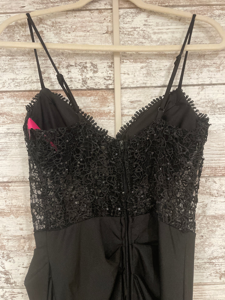 BLACK LONG EVENING GOWN