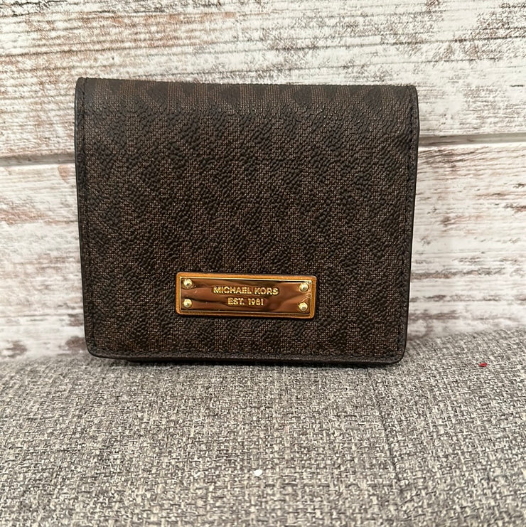 BROWN SIGNATURE WALLET