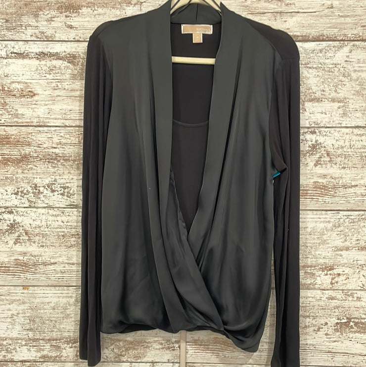 BLACK FLOWY LONG SLEEVE TOP