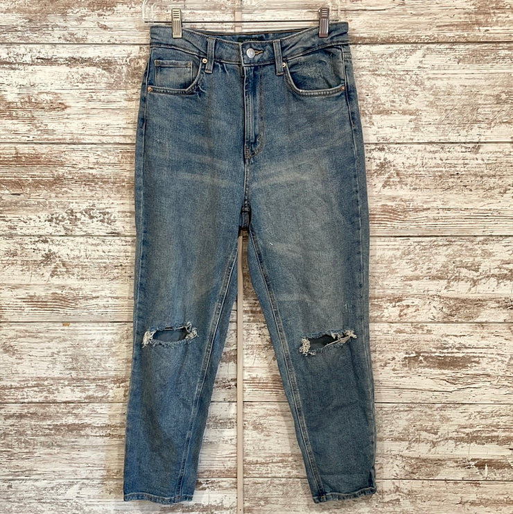 BLUE DENIM DISTRESSED JEANS