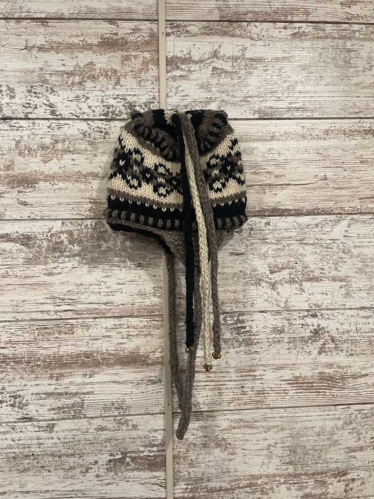 BLACK/IVORY 100% WOOL HAT