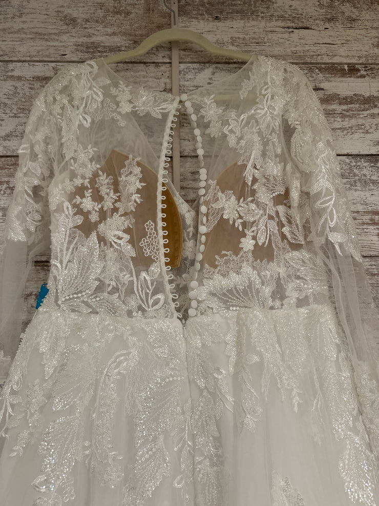 WHITE WEDDING GOWN (NEW) $1299