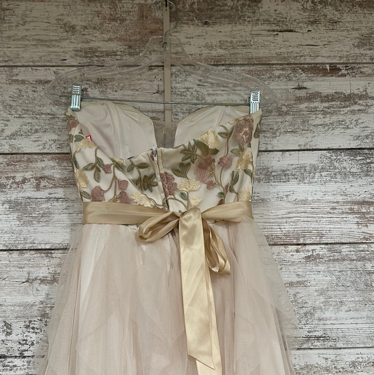 IVORY/FLORAL TOP A LINE GOWN