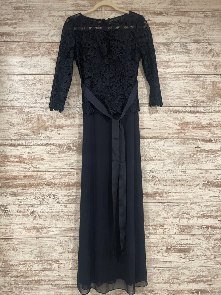NAVY LACE TOP LONG DRESS
