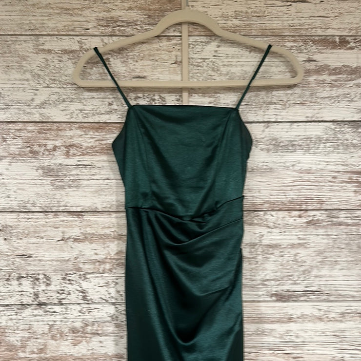 GREEN LONG EVENING GOWN