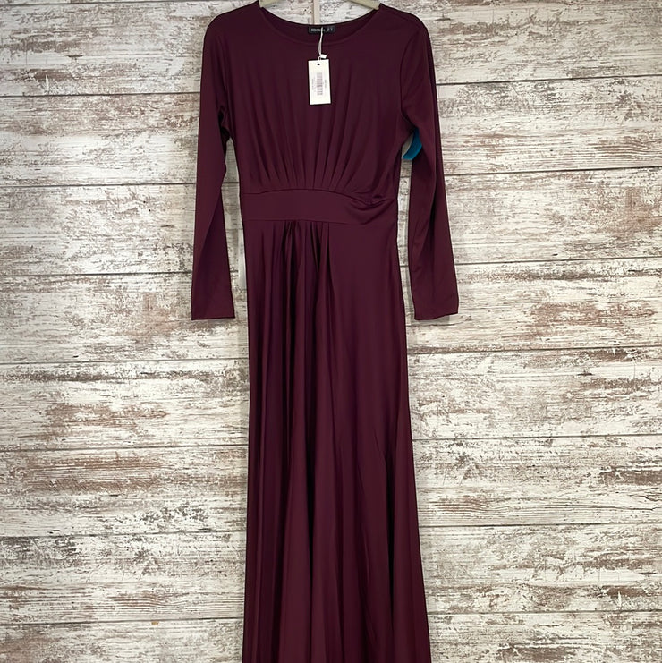 BURGUNDY LONG EVENING GOWN-NEW