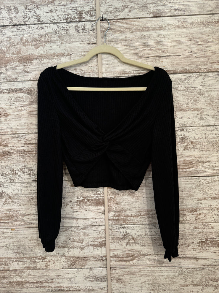 BLACK CROP LONG SLEEVE TOP