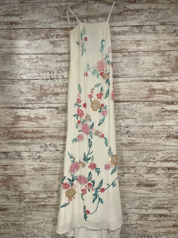 WHITE/FLORAL LONG EVENING GOWN