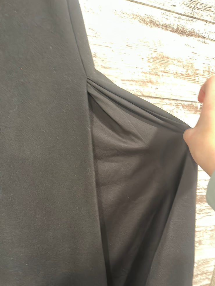 BLACK LONG EVENING GOWN (NEW)