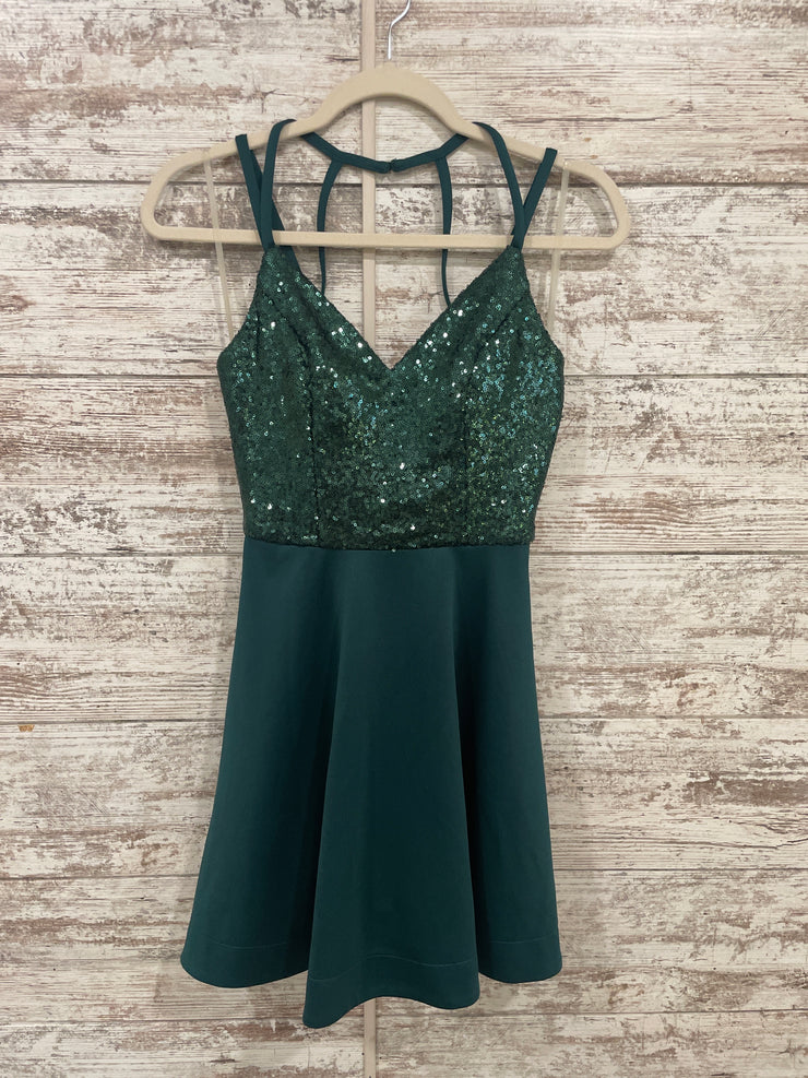 GREEN SPARKLY TOP SHORT DRESS