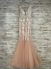 PEACH/WHITE FLORAL MERMAID$850
