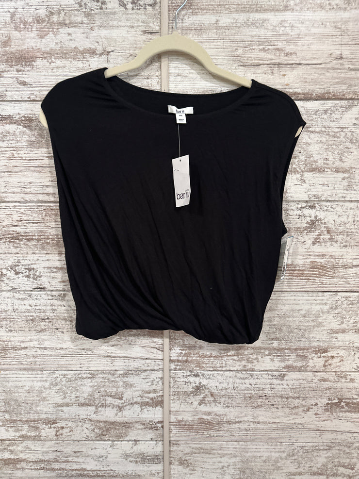 BLACK SLEEVELESS TOP (NEW)