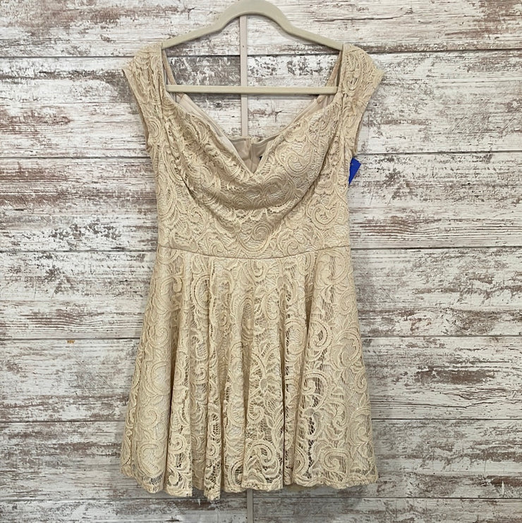 TAN/IVORY SPARKLY SHORT DRESS