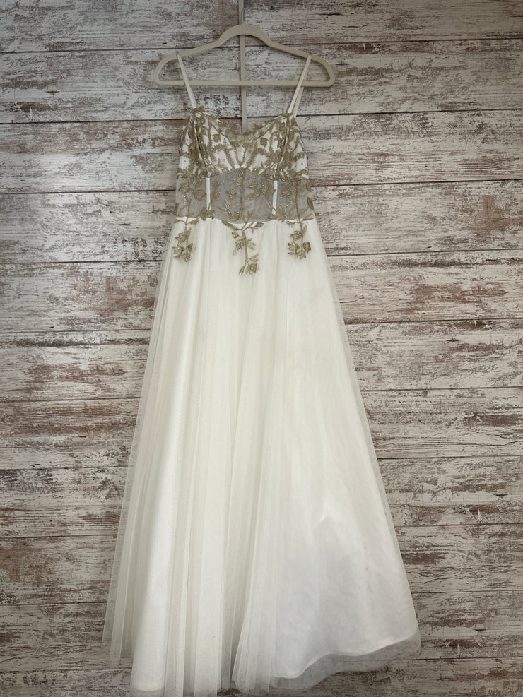 WHITE/GOLD A LINE GOWN