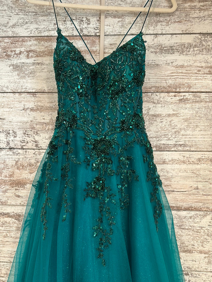 GREEN SPARKLY A LINE GOWN