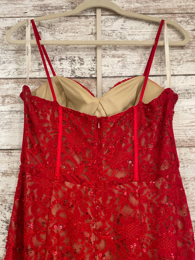 RED LACE LONG EVENING GOWN
