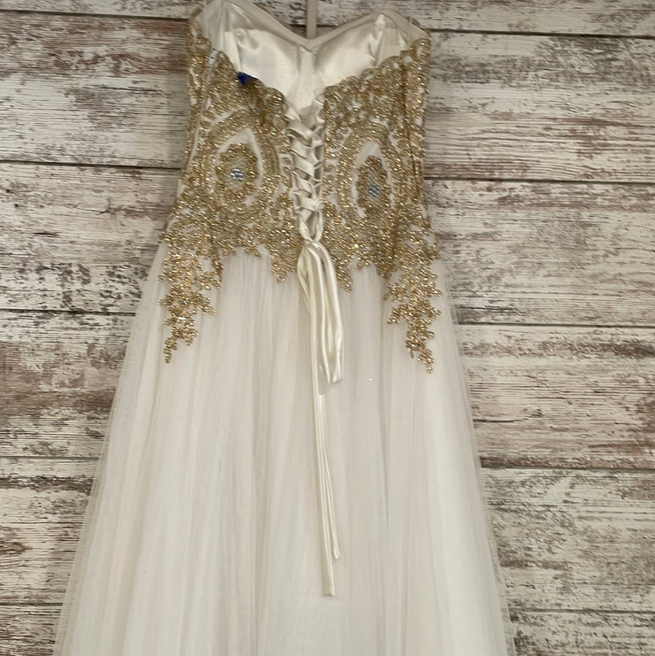 WHITE/GOLD A LINE GOWN