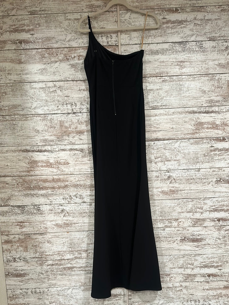 BLACK LONG EVENING GOWN