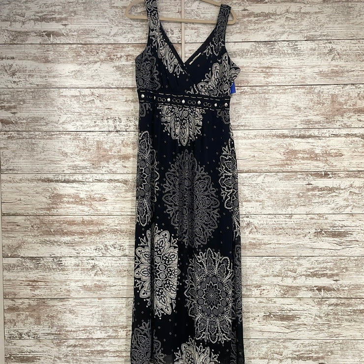 BLACK/WHITE MAXI DRESS