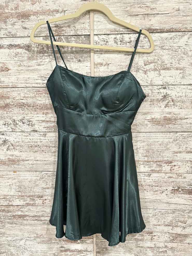 GREEN SHORT DRESS