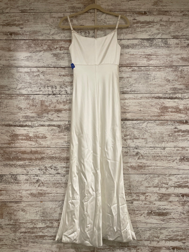 WHITE LONG EVENING GOWN