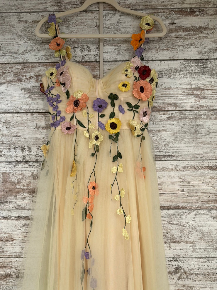 YELLOW/FLORAL A LINE GOWN