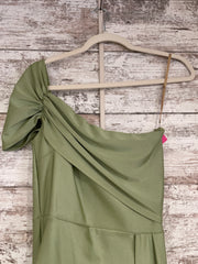 GREEN LONG EVENING GOWN