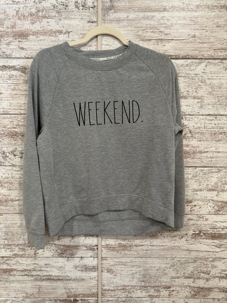 GRAY WEEKEND SWEATSHIRT