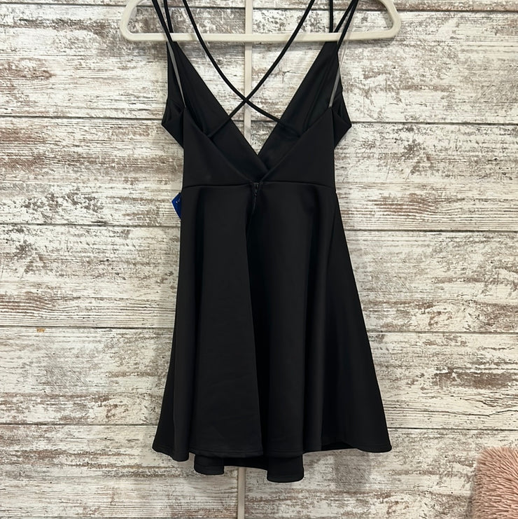 BLACK SHORT DRESS