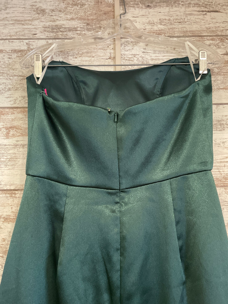 GREEN LONG EVENING GOWN