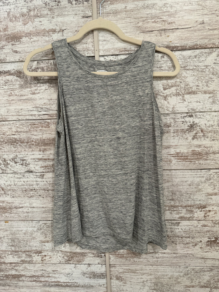 GRAY SLEEVELESS TOP