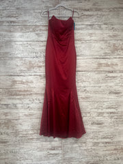 BURGUNDY LONG EVENING GOWN