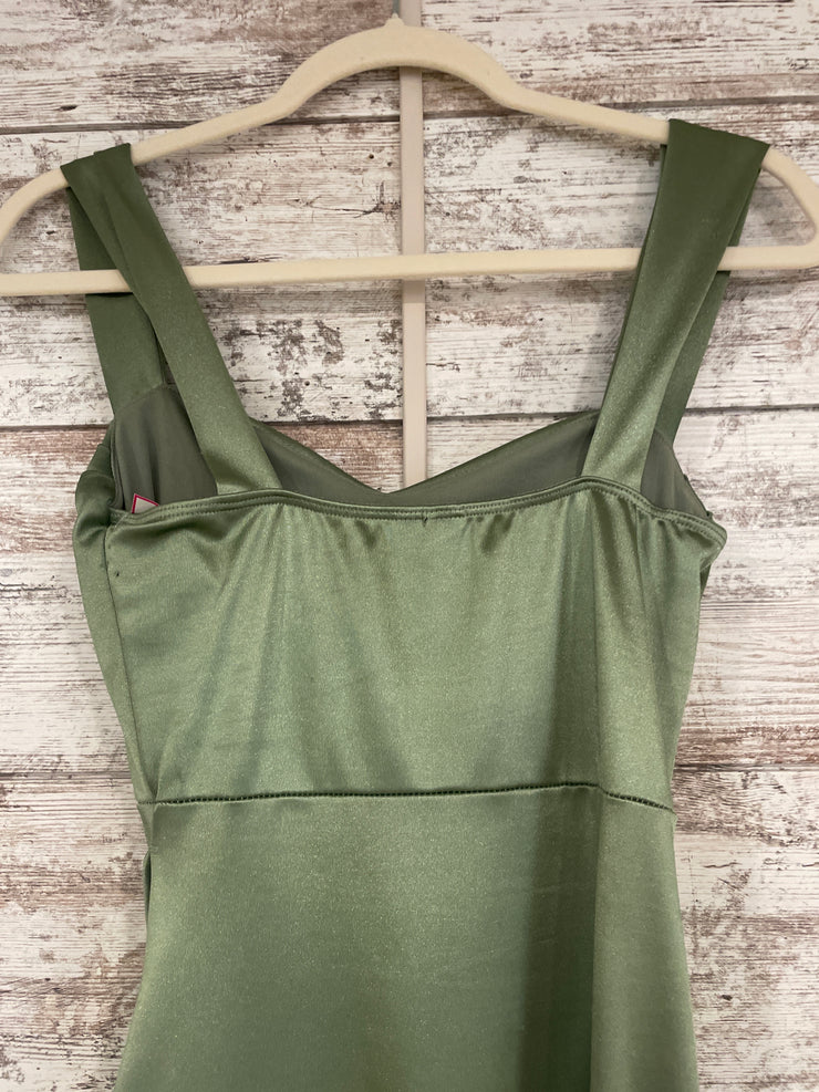 GREEN LONG EVENING GOWN