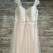 IVORY/LACE WEDDING GOWN