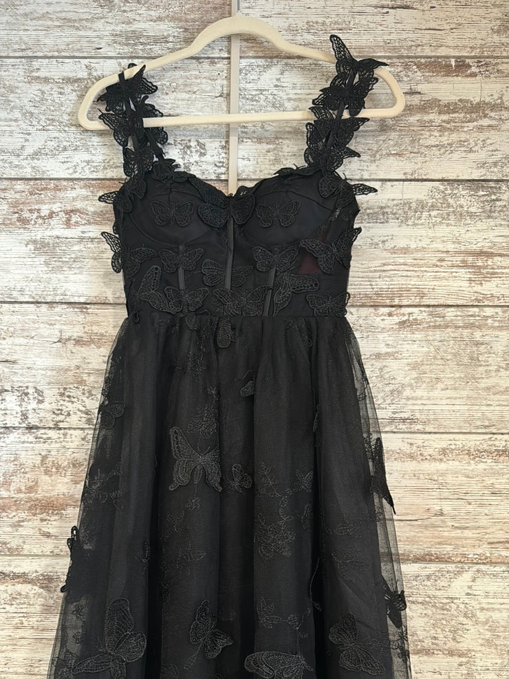 BLACK/FLORAL A LINE GOWN (NEW)