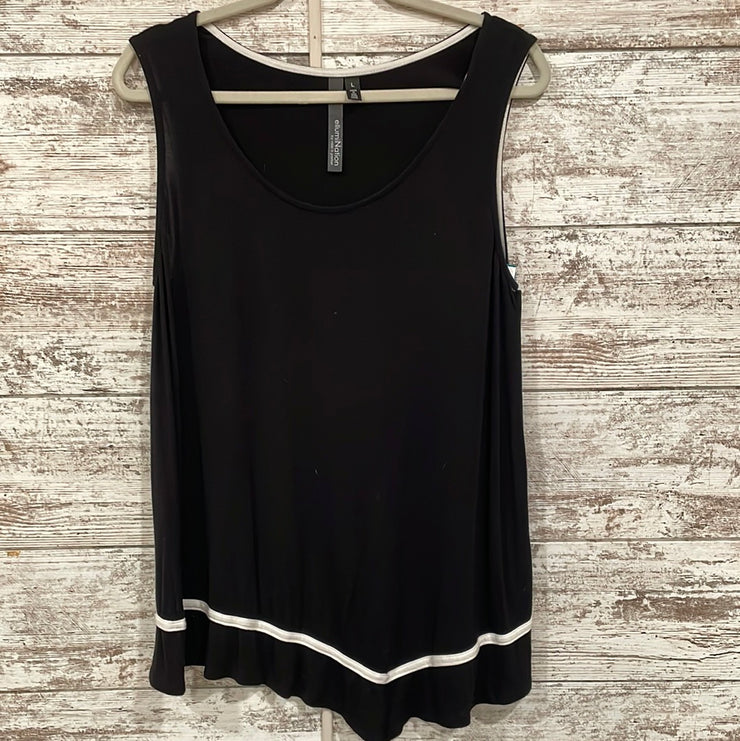 BLACK SLEEVELESS TOP/TUNIC