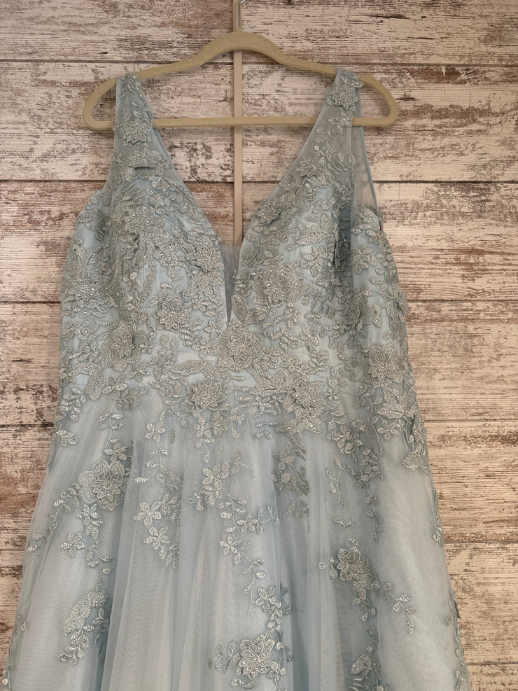 BLUE/FLORAL A LINE GOWN