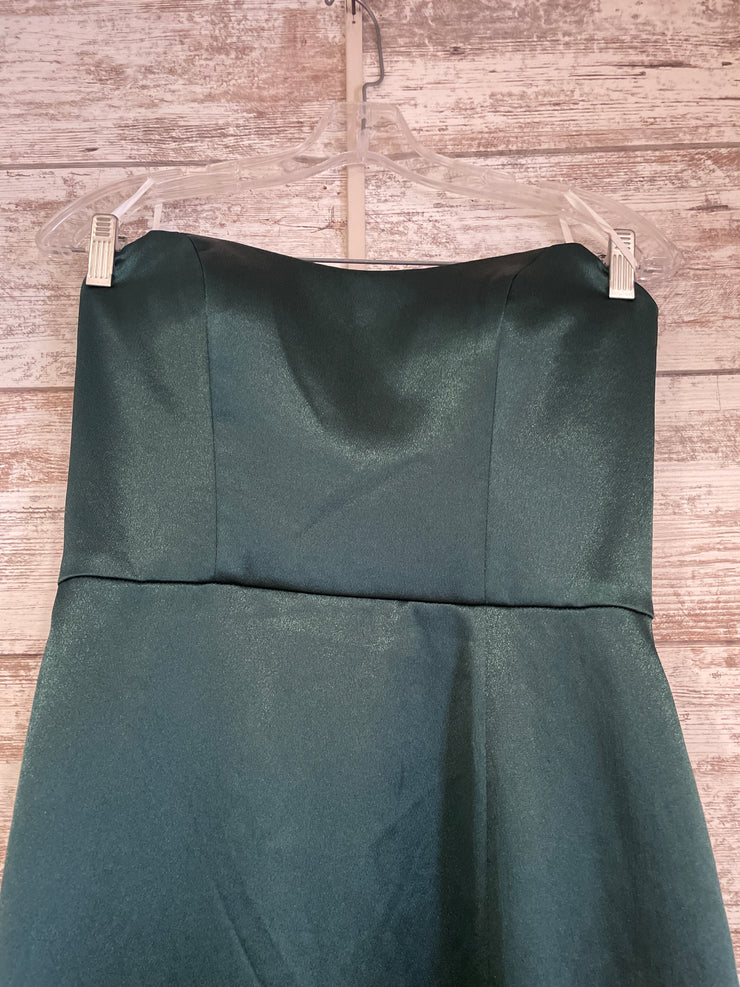 GREEN LONG EVENING GOWN