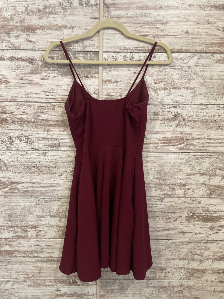 BURGUNDY SHORT DRESS