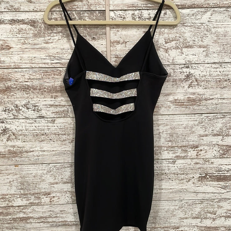 BLACK SHORT DRESS