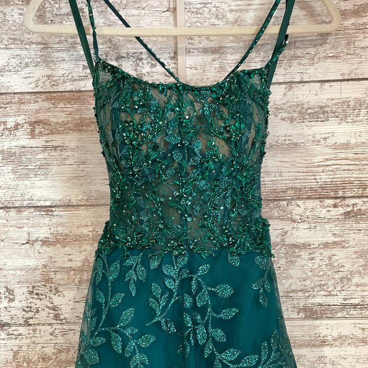 GREEN SPARKLY A LINE GOWN
